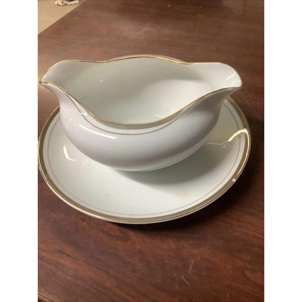 Royalton China Co Translucent Porcelain Golden Elegance Gravy Boat